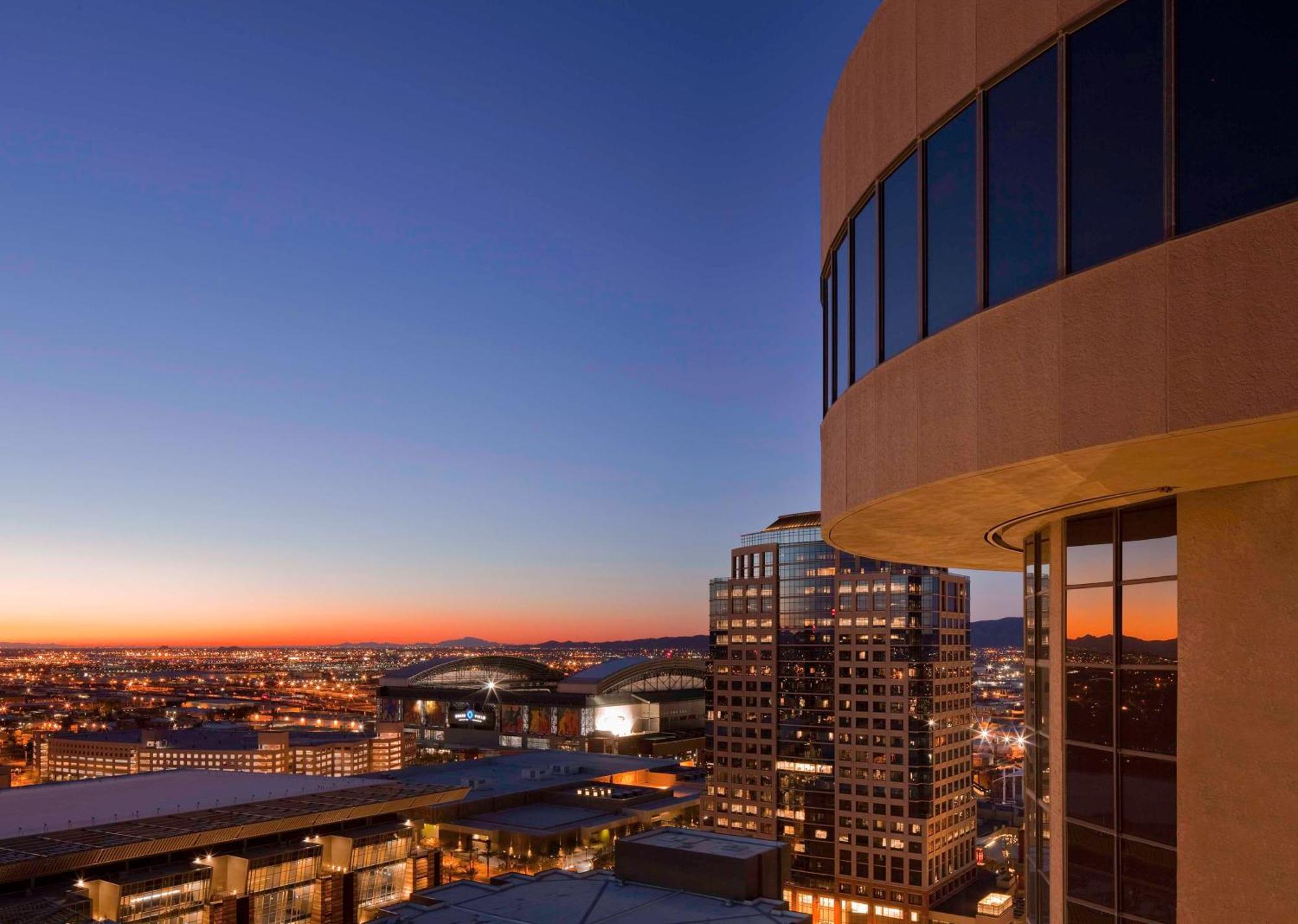 Hyatt Regency Phoenix Downtown - No Destination Fees Zewnętrze zdjęcie