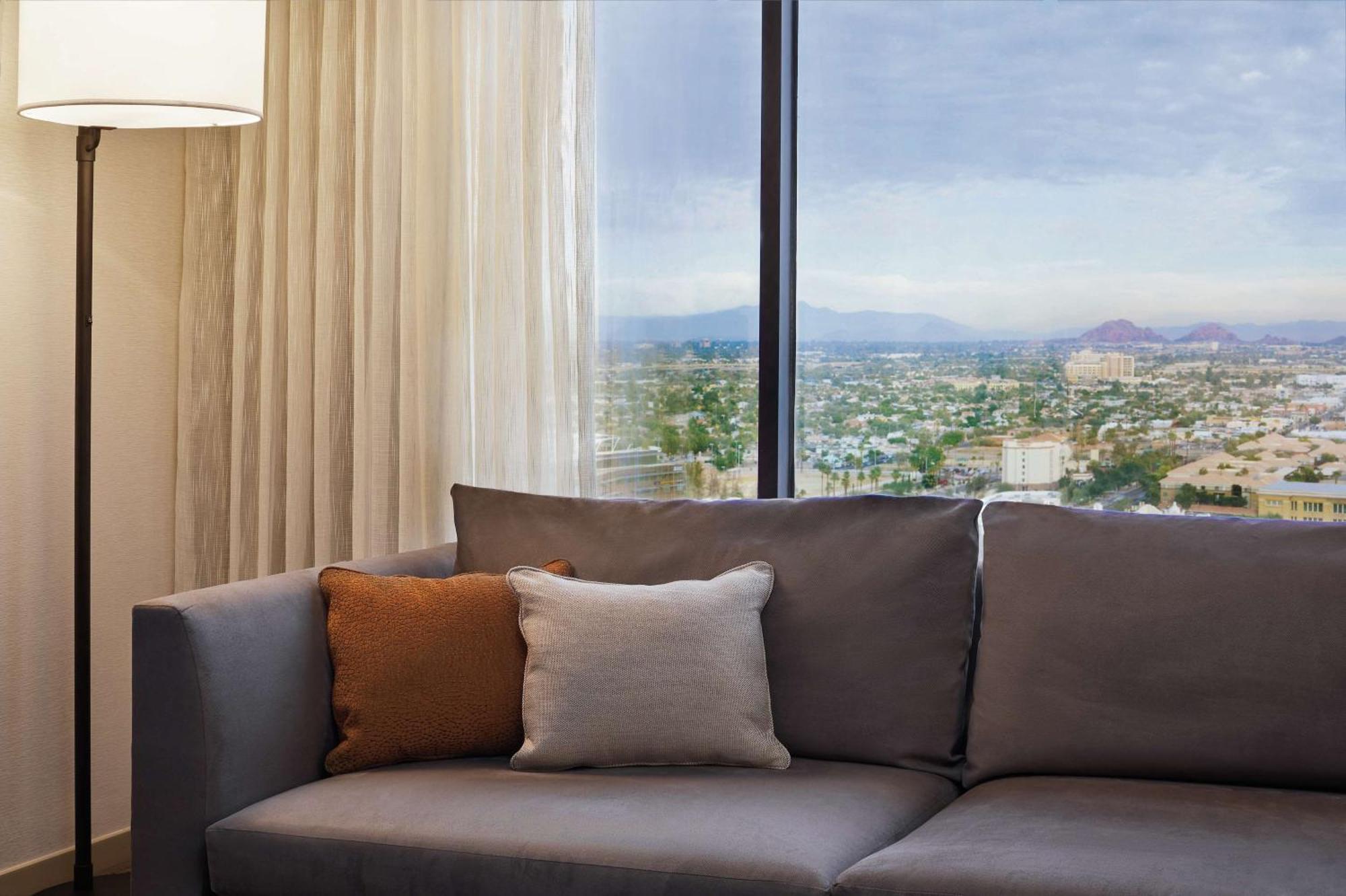 Hyatt Regency Phoenix Downtown - No Destination Fees Zewnętrze zdjęcie